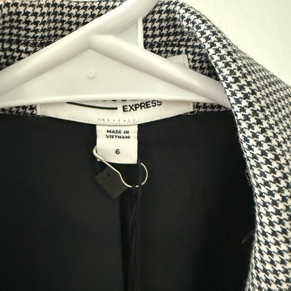 Express Blazer - Picture 6 of 10